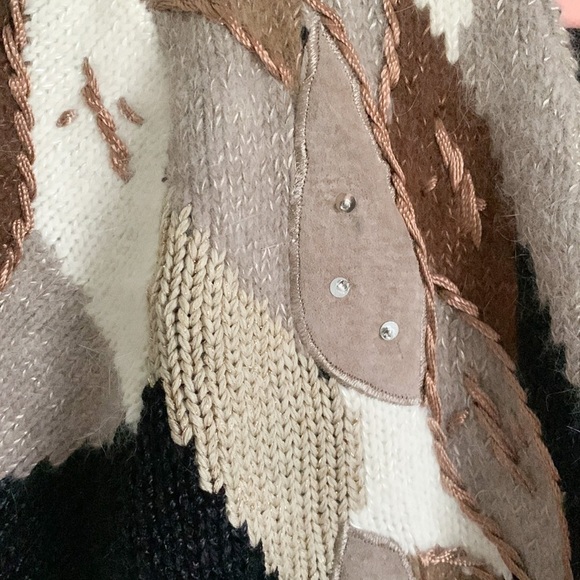 Vintage 80s 90s Black Tan Leaf Sequin Embroidered Crossover Sweater Medium - Picture 4 of 11